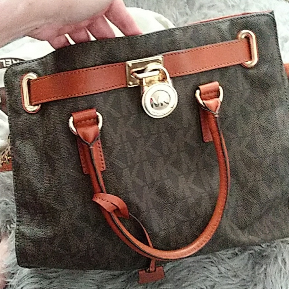Michael Kors purse and wallet